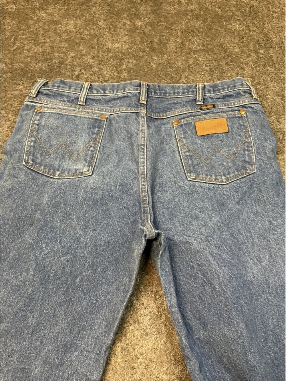 Wrangler Mens 38x31 Blue Regular Fit Straight Leg Jeans Vintage USA Made